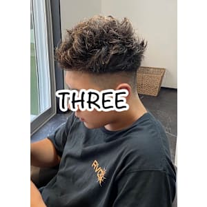 ハイライトでオシャレに♪フェードカット