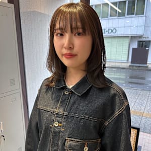 【Look at】くびレイヤーグレーベージュアッシュ