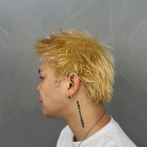 メンズハイトーンスパイキーショート