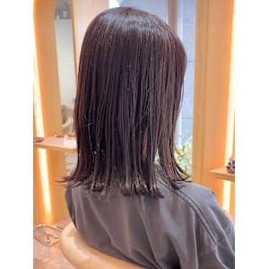 ラベンダーグレー　外ハネミディアム　ワンカールアレンジ