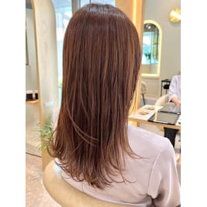 ミルクティーベージュ　ハイトーン　ロング　外ハネワンカール