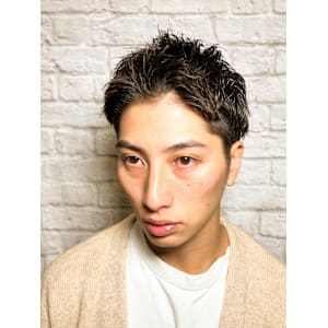 スパイキーショート