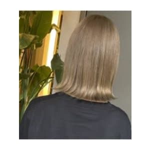 ミルクティーベージュ