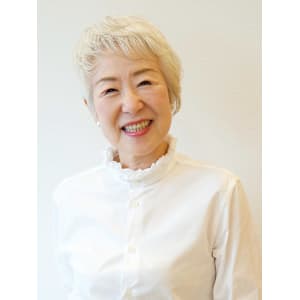 えがお美容室 奈良店×ショート