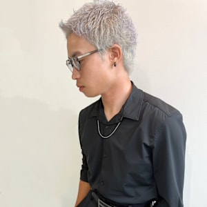 ホワイト　ボウズ　ベリーショート　メンズ