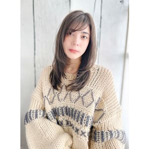 小顔効果抜群☆レイヤーカット