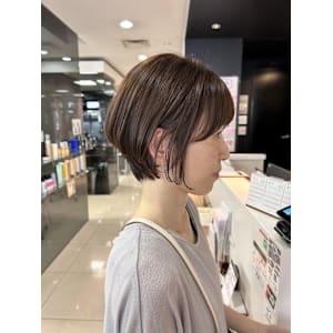 【ユキ】耳かけ丸みショート