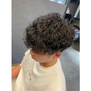 Men's hair salon &8×ショート