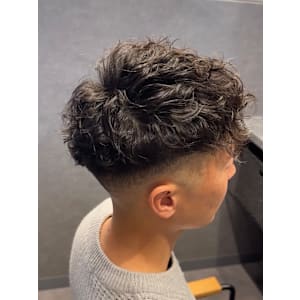 Men's hair salon &8×ショート