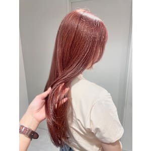 柔らかピンクベージュ