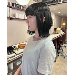 【Look at】ニュアンスボブ透明感ブラック