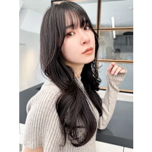 黒髪美髪レイヤー韓国ヘアロングくびれワンカール小顔エアリー