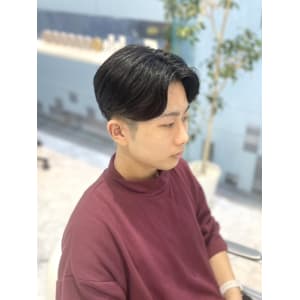 センターパート／メンズカット