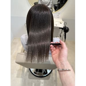 枚方縮毛矯正○山地