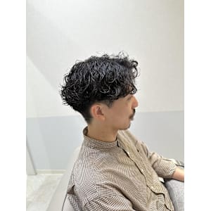 枚方大人波巻パーマ○山地