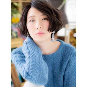 抜け感アシンメトリー前下がり小顔ミニボブ　秋色