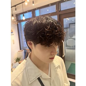 韓国メンズヘア　シャドウパーマ×スパイラルパーマ