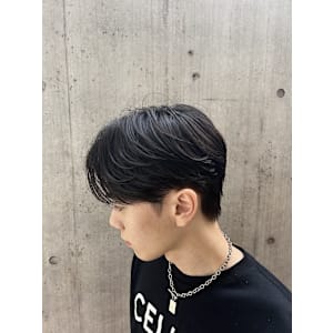 韓国ヘア／センターパート／カルマヘア/表参道