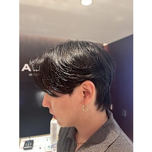 韓国ヘア マッシュウルフ センターパートウルフ カルマパーマ