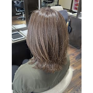 脱白髪染め 育てるハイライト 透明感カラー アッシグレージュ