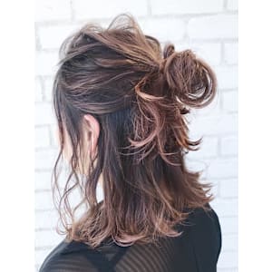 ピンクハイライトグラデーション_ba9993