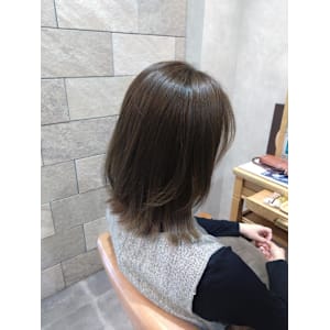 レイヤーボブ×オリーブグレージュ☆