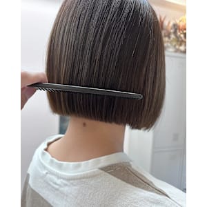 【Look at】オリーブベージュタッセルボブ