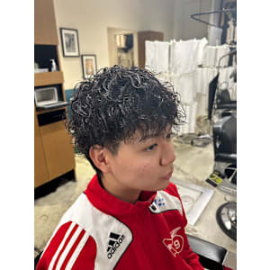 スパイラルパーマ【SHIFT】