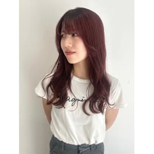 チェリーレッド