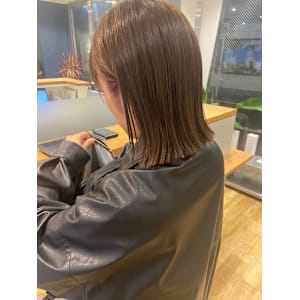 ぱつっと切りっぱなし◯吉永　晶美【acala吉祥寺】