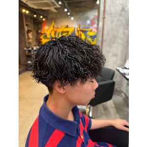 kearny -メンズパーマ&メンズカット- 上野