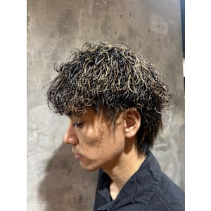 kearny -メンズパーマ&メンズカット- 上野