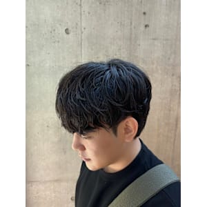 シャドウパーマ 韓国ヘア メンズ 原宿 表参道