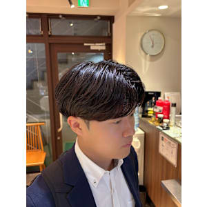 韓国風カルマパーマ 韓国ヘア メンズ 原宿 表参道