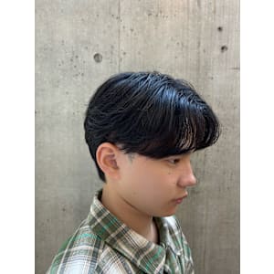 韓国風カルマパーマ 韓国ヘア メンズ 原宿 表参道