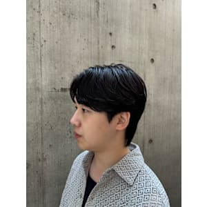 韓国風カルマパーマ 韓国スタイル メンズ 原宿 表参道