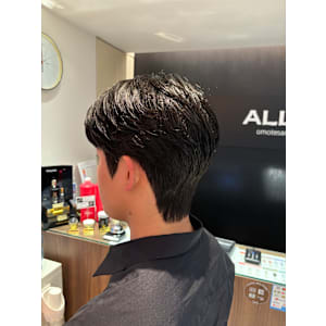 韓国風ダウンパーマ 韓国スタイル メンズ 原宿 表参道