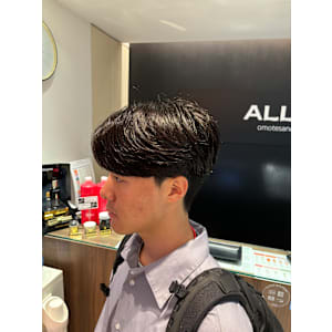 韓国風カルマパーマ 韓国スタイル メンズカット 原宿 表参道