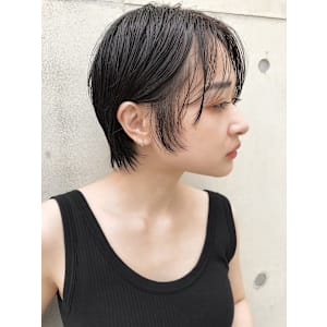 耳掛けタイトショート