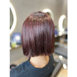 ミニボブ×ワインレッド