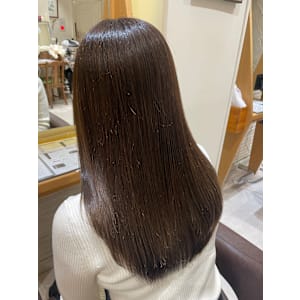 高濃度水素カラートリートメントグレージュ×MIHO