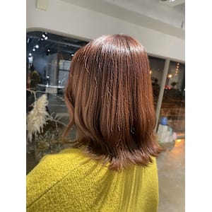 オレンジベージュ