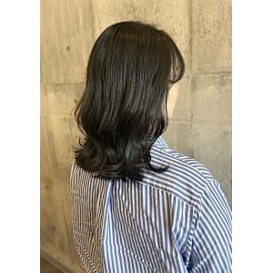 オリーブグレー/ミディアムスタイル