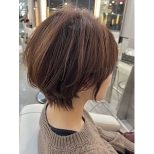 ニュアンスカラー×小顔ショートボブ20代30代40代50代