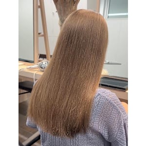 ミルクティーベージュダブルカラーケアブリーチ韓国風レイヤー