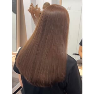 ミルクティーベージュダブルカラーケアブリーチ韓国風レイヤー