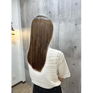 ベージュカラー