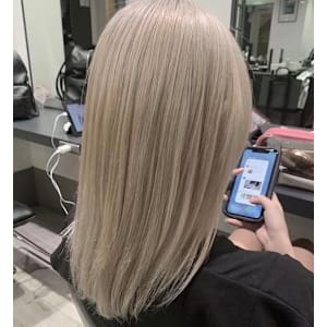 シルクホワイト