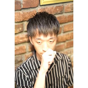 ビジネスツーブロック爽やか短髪スタイル