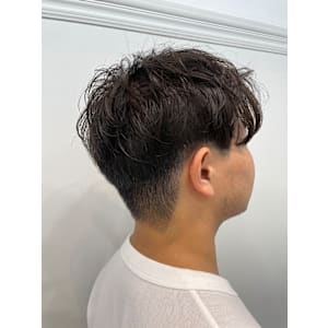 平日朝の9時30分から予約可能☆